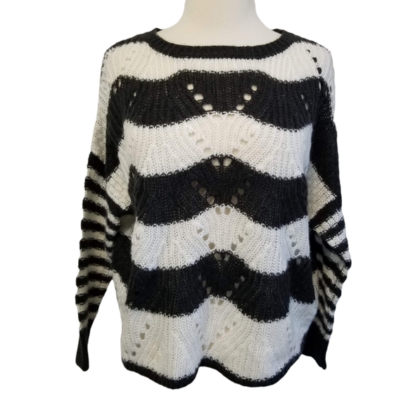 Jessica Simpson Loreen Open Knit Striped Sweater in Black Stripe Womens Size XS - Picture 3 of 12